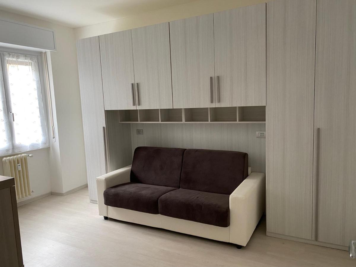 First Home Mediolan Zewnętrze zdjęcie
