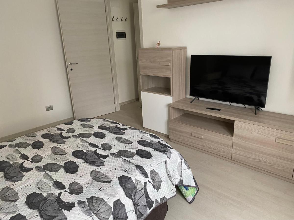 First Home Mediolan Zewnętrze zdjęcie